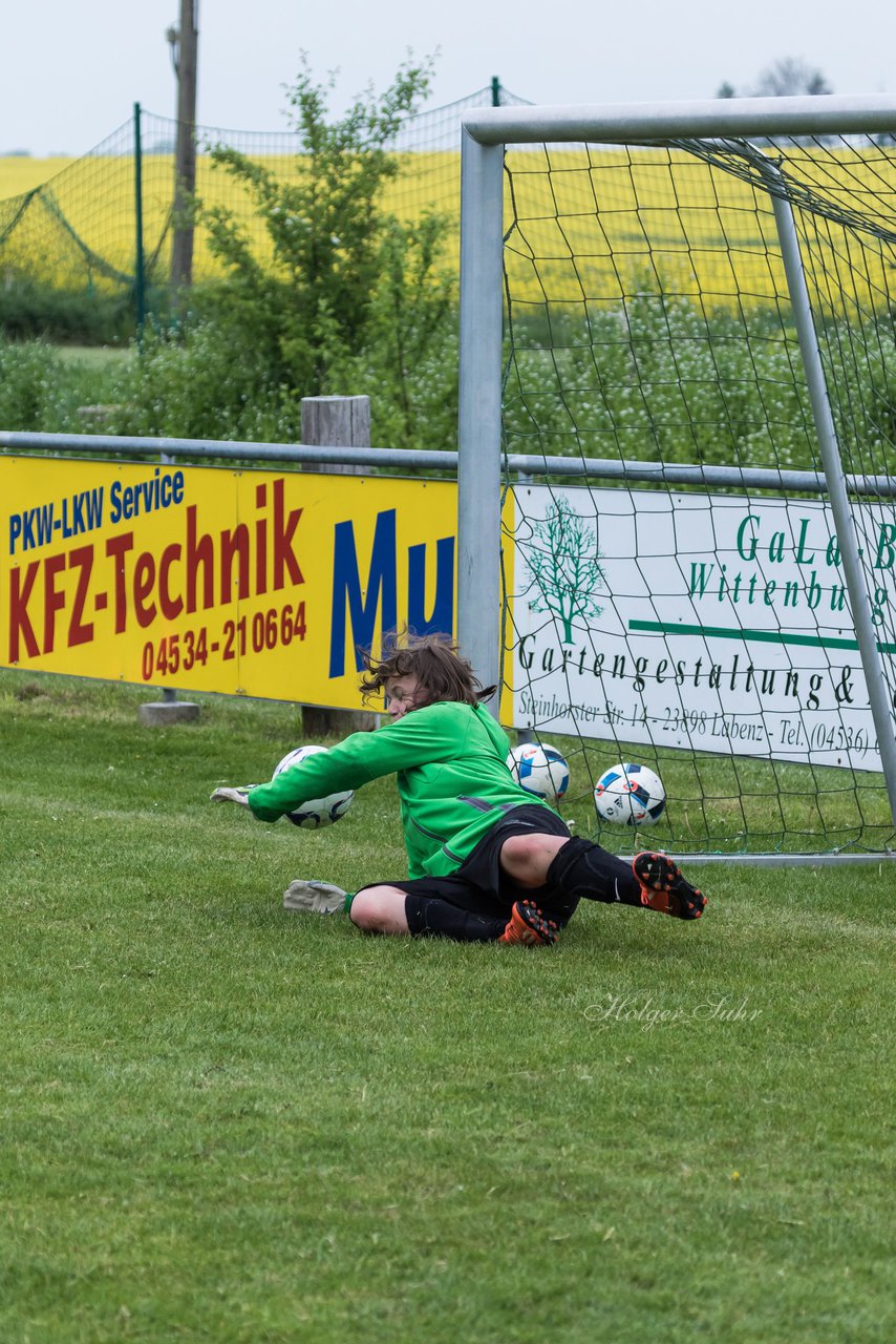 Bild 105 - wCJ SV Steinhorst/Labenz - VfL Oldesloe : Ergebnis: 18:0